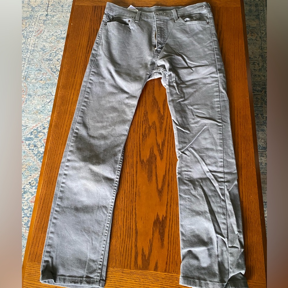 Levi 513 jeans. 33*30